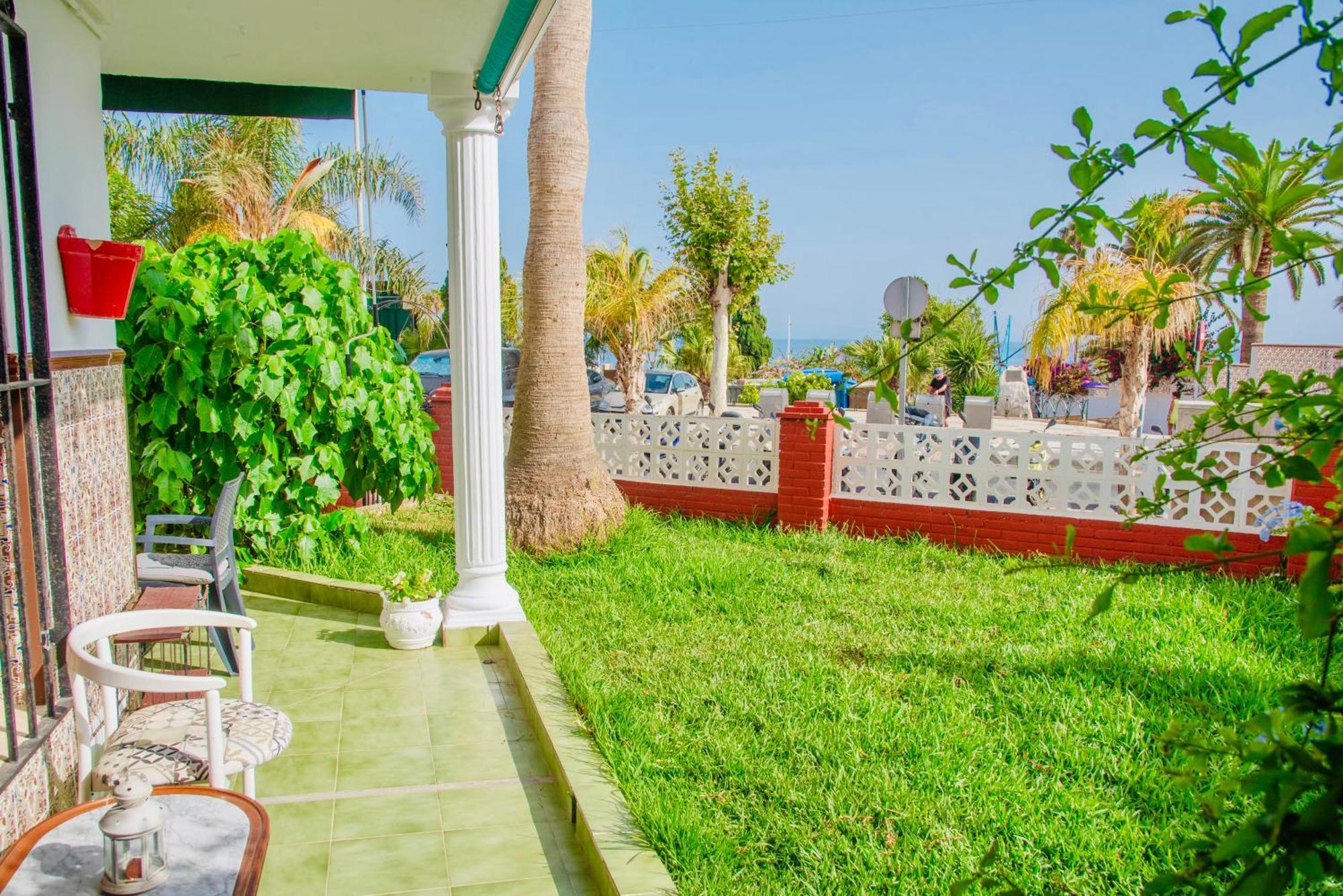 Villa Torrecilla En El Centro De Nerja - South Costa Bagian luar foto