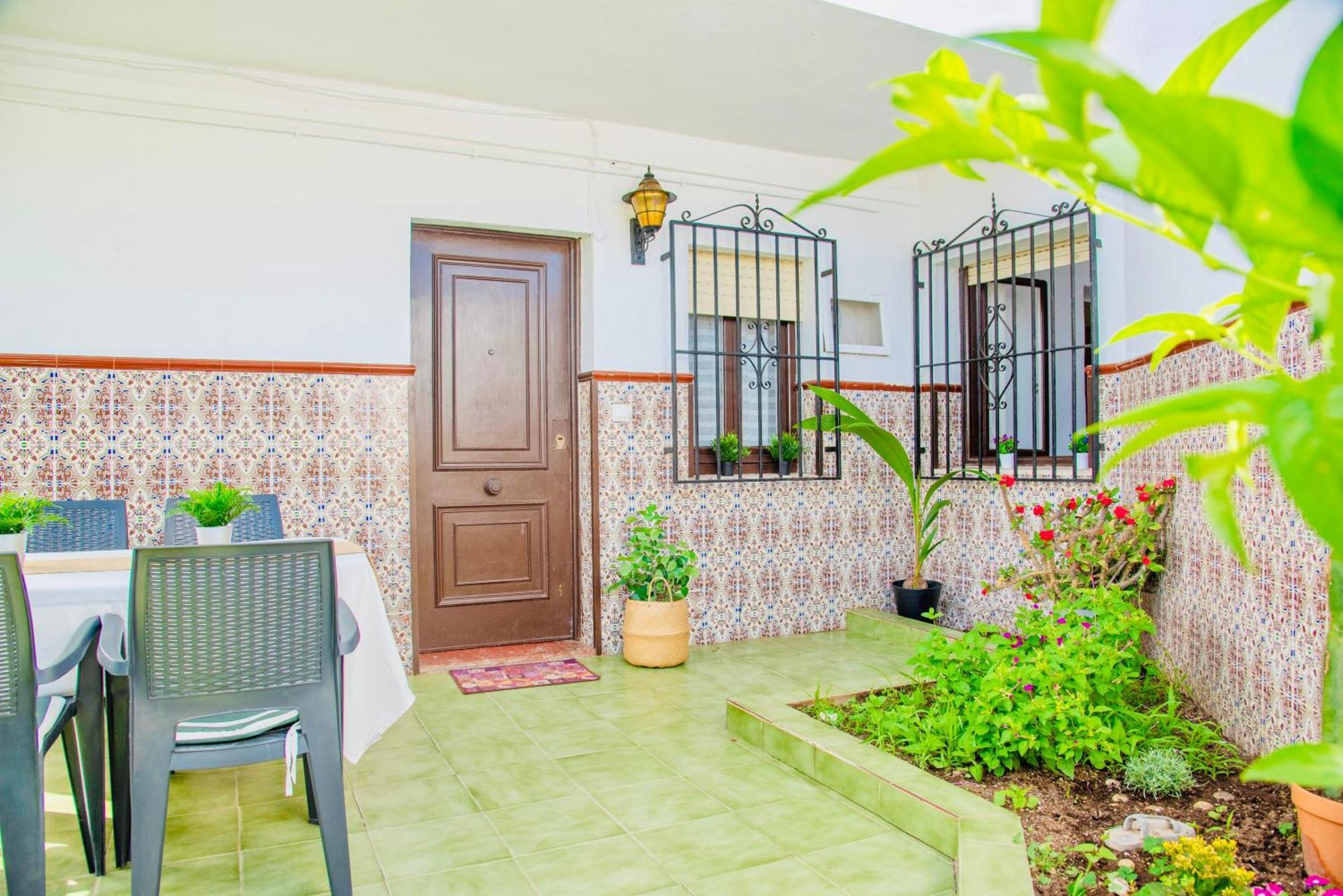 Villa Torrecilla En El Centro De Nerja - South Costa Bagian luar foto