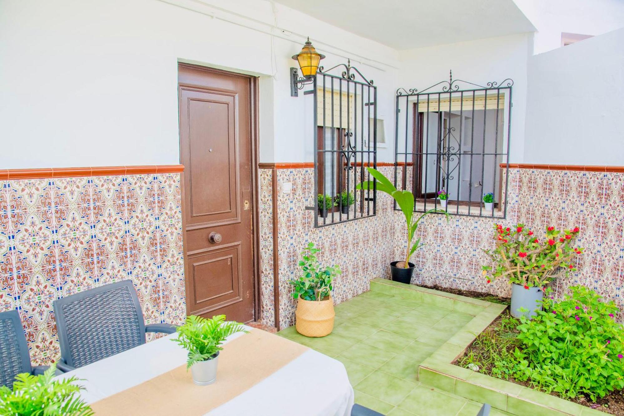 Villa Torrecilla En El Centro De Nerja - South Costa Bagian luar foto