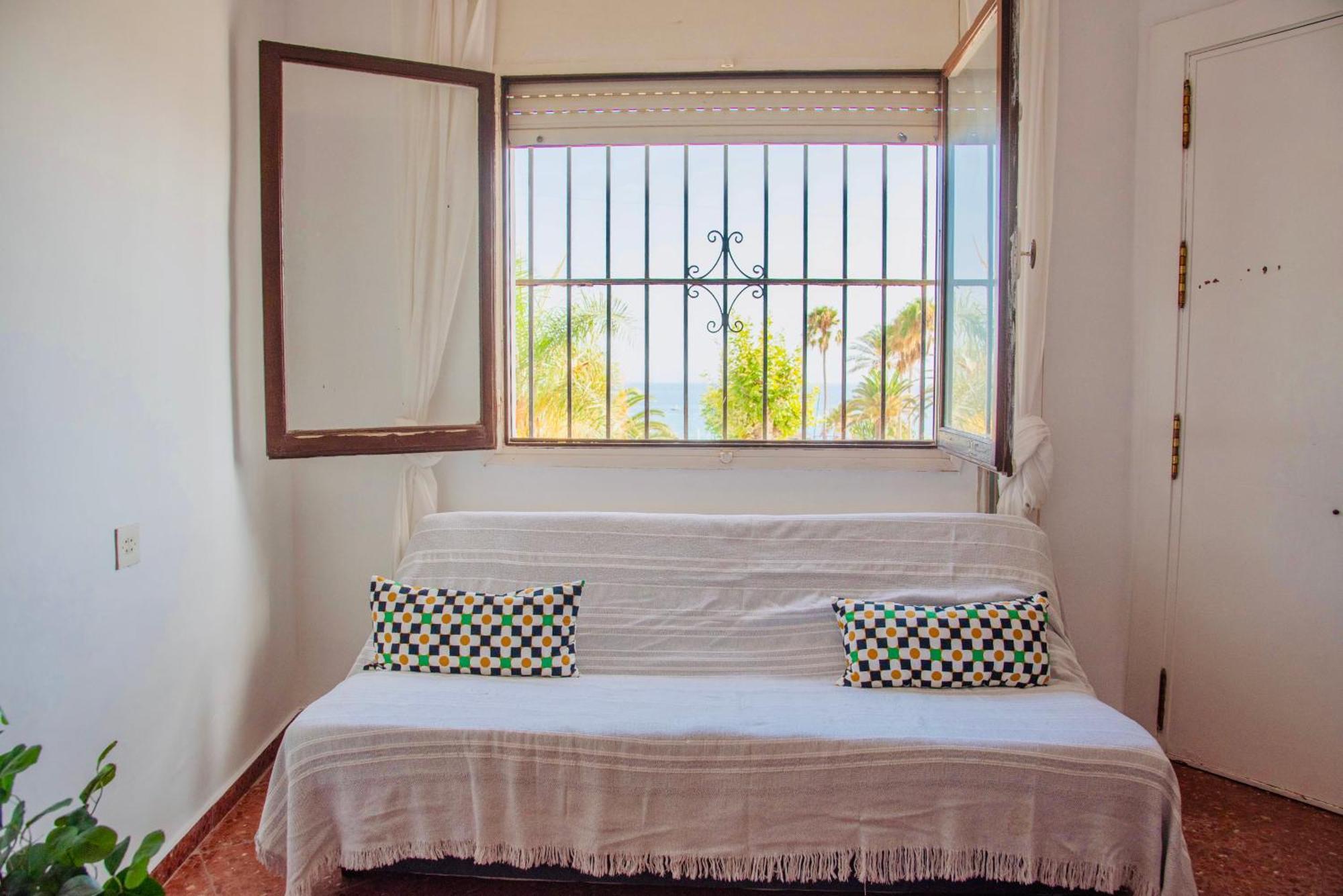 Villa Torrecilla En El Centro De Nerja - South Costa Bagian luar foto