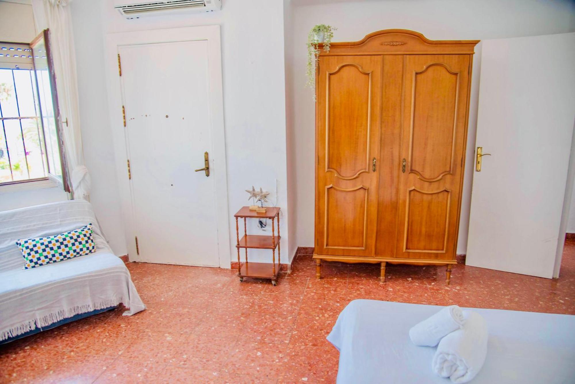 Villa Torrecilla En El Centro De Nerja - South Costa Bagian luar foto