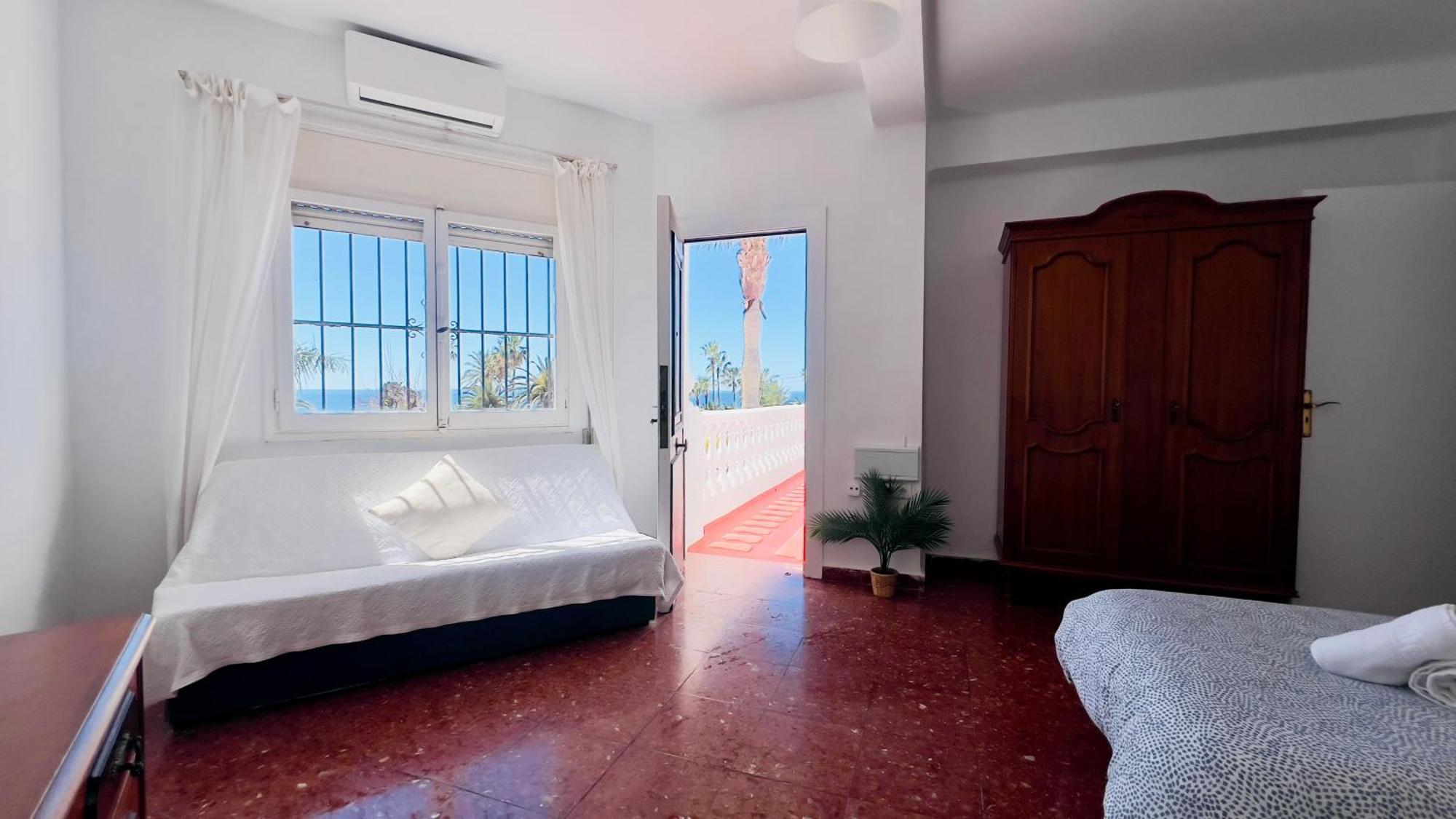 Villa Torrecilla En El Centro De Nerja - South Costa Bagian luar foto