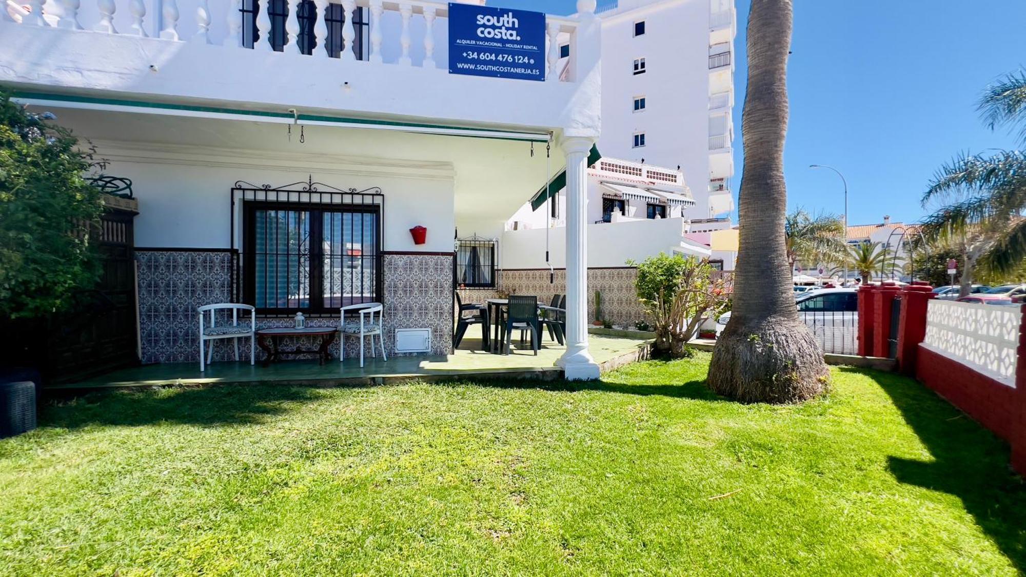 Villa Torrecilla En El Centro De Nerja - South Costa Bagian luar foto