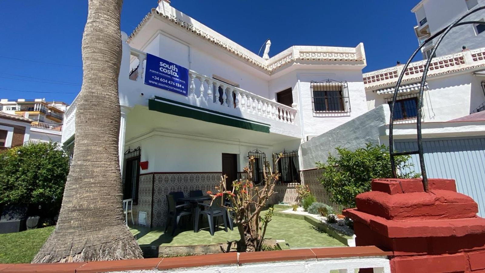Villa Torrecilla En El Centro De Nerja - South Costa Bagian luar foto