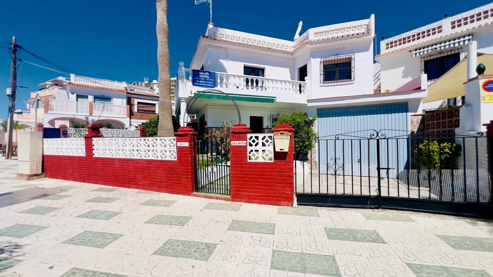Villa Torrecilla En El Centro De Nerja - South Costa Bagian luar foto